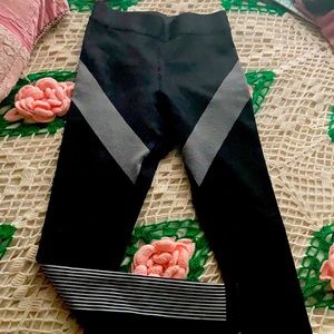 Fabletics Work out Leggings